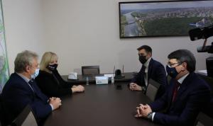 В Администрации Уфы наградили сотрудников телеканалов БСТ и «Вся Уфа» В Администрации Уфы наградили сотрудников телеканалов БСТ и «Вся Уфа»
