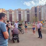 Марат Васимов обсудил вопросы безопасности во дворах с жителями Дёмского района