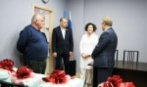 Депутаты Горсовета Уфы поздравили родильный дом № 3 с 60-летием