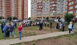 Марат Васимов встретился с жителями дома по улице Правды