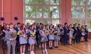 Депутаты Горсовета Уфы поздравили уфимских выпускников