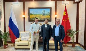 Артур Шайнуров встретился с генеральным консулом КНР в Казани