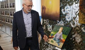В Государственном Собрании состоялось открытие выставки художника Александра Скорнякова